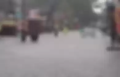 Illustrasi Hujan Deras Mengguyur Semalaman, Jakarta Hingga Bekasi Banjir
