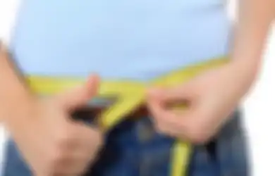 Kurangi Lemak di Perut Saat Tidur dengan Mudah, Cukup Minum Satu Gelas Minuman Ini Sebelum Tidur!