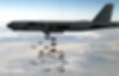 B-52 Stratofortress, pembom nuklir AU AS