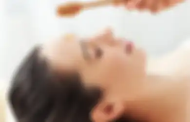 Cara Cepat Atasi Komedo dengan Bahan Alami, Pakai Kulit Jeruk hingga Bawang Putih!