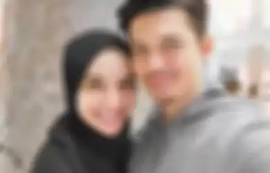 Zaskia Sungkar dan Irwansyah