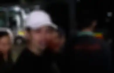 Dijemput Paksa Polisi Terkait Kasus Penganiayaan, Wajah Nikita Mirzani Terlihat Sembab dan Suaranya Serak, 'Kagak, Kan Suara Gue Lagi Serak'