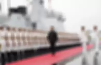 Kepergok Patroli TNI AL, Ternyata China Kirim Kapal Perang Fregat Raksasa Jiangkai Class ke Natuna Utara