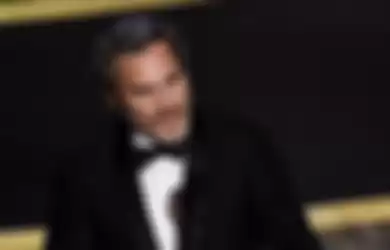 Aktor Joaquin Phoenix meraih penghargaan sebagai Aktor Terbaik Oscar 2020 dalam film Joker. Academy Awards 2020 digelar di Dolby Theater di Hollywood, California, Minggu (9/2/2020)
