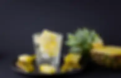 Gigi Anda Bisa Putih Kalau Rutin Minum Air Rendaman Nanas, Coba Saja Buktikan 9 Manfaat Buah Nanas Direndam Air Panas Ini