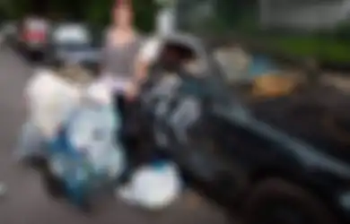 Naik Mobil Bobrok  Sehari-hari Menjadi Pemulung Sampah, Siapa Sangka Penghasilan Wanita Ini Berharta Rp110 Miliar, Terungkap Ternyata Sosoknya Bukan Orang Sembarangan