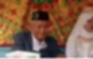 Pasangan menikah beda usia di Wajo, Sulawesi Selatan