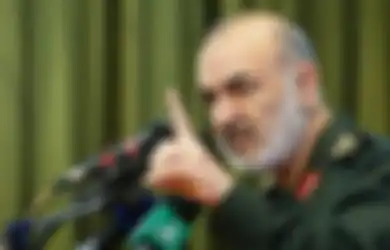 Iran Kerahkan 300 Ribu Tentara untuk Hadapi Corona, Pimpinan Garda Revolusi Iran: Virus Corona Itu Senjata Biologis AS 