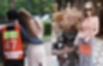 Cantik dan Glamour, Artis Ini Rela Pacaran dengan Supir Taksi Hingga Jadi Bahan Olok-olokan, Begitu Alasan Terungkap Netizen di Bikin Bungkam, Ternyata Cinta Tak Memandang Status