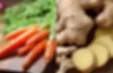 Punya Masalah Kolesterol Tinggi? Jangan Buru-buru Minum Obat, Coba Dulu Minum Jus Campuran Wortel dan Jahe, Begini Cara Membuatnya!