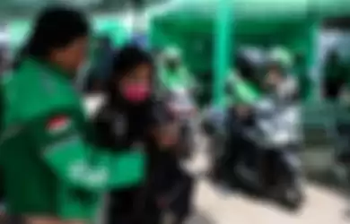 Angin Segar di Tengah Badai Wabah Corona, Jokowi Janjikan Kelonggaran Kredit Setahun Lamanya Gara-Gara Covid-19: Tukang Ojek, Supir Taksi, Nelayan Tak Perlu Bayar Bunga atau Angsuran!