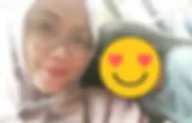 Cindri Wahyuni dan anak