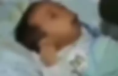 Video bayi yang bisa berbicara, mulutnya aneh tidak proporsional dengan wajah mungilnya