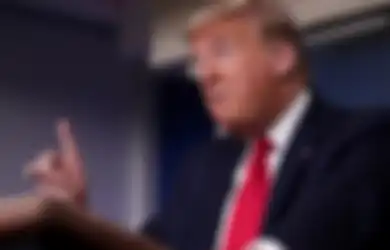 Negaranya 'Batuk-batuk' Karena Corona, Trump Tetap Berani Bahas Minyak dengan Putin: Arab Saudi dan Rusia Gila Semua