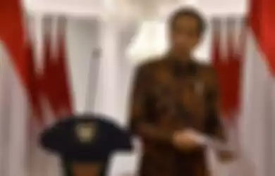 Presiden Jokowi Ambil Langkah Tegas, Resmi Tetapkan Kebijakan Pembatasan Sosial Berskala Besar, Polri Diharap Ambil Langkah Hukum sedang Kepala Daerah Dihimbau Tak Gegabah: Tidak Buat Kebijakan Sendiri!