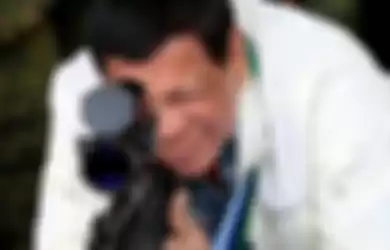 Kacau Balau Lockdown di Filipina yang Lumpuhkan Perekonomian Jutaan Penduduknya, Presiden Justru Perintahkan Tembak Mati Rakyatnya yang Rusuh: Dari pada Kalian Sebabkan Masalah, Lebih Baik Saya Kirim kalian ke pemakaman!