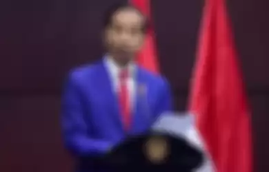 Jokowi tekan para menteri dan gubernur terkait dengan pembagian bansos.