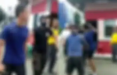 Ditegur Agar Pakai Masker, Pemuda yang Mengaku Polisi Justru Tantang Duel Pria Paruh Baya hingga Layangkan Tendangan dan Pukulan, Begini Kronologinya