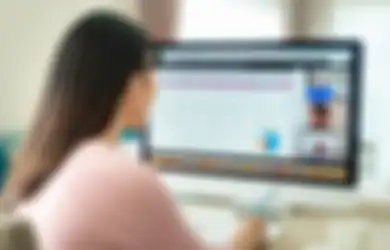Agar Tidak Stress Bekerja di Rumah, Inilah Tips Ubah Rumah Jadi Tempat Kerja Ala Marie Kondo, Komuniksi dengan Orang Serumah Penting!