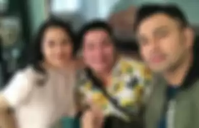 Sempat Ditawari Jadi Artis oleh Salah Satu Stasiun Televisi, Merry Tetap Setia Jadi Asisten Raffi Ahmad dan Nagita Slavina: Saya Tetap Milih Bos Saya!