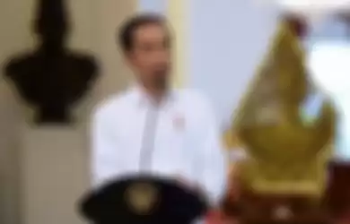 Presiden Joko Widodo saat memberi keterangan pers terkait penanganan Covid-19, di Istana Merdeka, Selasa (24/3/2020).