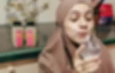 Tertarik Hal Baru Kala Wfh, Nycta Gina dan Sang Suami Bongkar Kebiasaan Sehat Saat di Rumah, Apa Nih