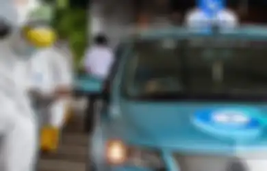 Gunakan Skema Drive Thru, Kemenhub Adakan Rapid Test Covid-19 bagi Pengemudi BlueBird, Grab, hingga Gojek