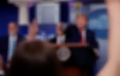 Saking Konyolnya Donald Trump, Dia Sarankan Pasien Corona Disuntik dengan Ini, Padahal para Ahli Sudah Sepakat Melarangnya karena Sangat Berbahaya
