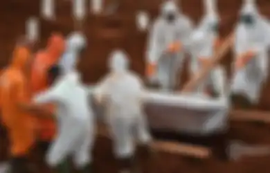 Tak Perlu Takut Lagi, Seorang Petugas Beberkan Prosedur Penanganan Jenazah Covid-19, Bahkan Petinya Sampai Dilem dan Dipaku