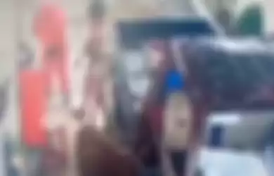 Viral video pemukulan terhadap petugas SPBU oleh sopir mobil pikap