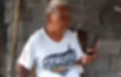 Dibayar Rp 20 Ribu dan Hidup Sebatang Kara, Nenek Berusia 70 Tahun dalam Video Parodi Larangan Mudik Ketuk Hati Ganjar Pranowo: Saya Kirimi THR!