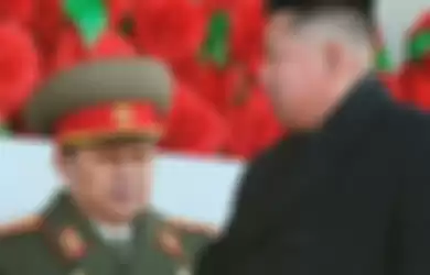 Kim Jong-un dan pamannya.
