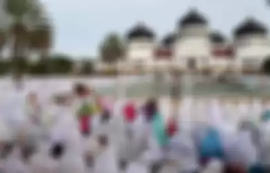 MUI Terbitkan Fatwa Baru Shalat Idul Fitri Boleh di Luar Rumah Asalkan Memenuhi Persyaratan Ini!