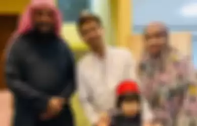 Raffi Ahmad dan Nagita Slavina Panik saat Dites Bacaan Al-Quran Hingga Hafalan Suratnya, Syekh Ali Jaber Berikan Koreksi: Memang Harus Diperhatikan!