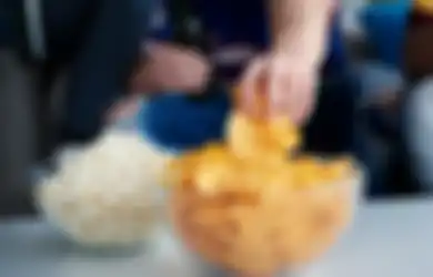 Orang Pasti Pilih Ngemil Junk Food Daripada Buah Ini, Padahal Ternyata Manfaatnya Selangit Apalagi Jika Ngemilnya Malam Hari, Mau Coba?
