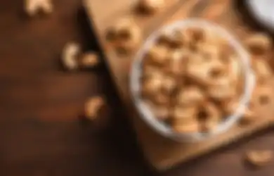 Sajian Lebaran Ini Memang Enak dan Mengasyikkan Apakah Kacang Mete Bisa Sebabkan Asam Urat? Ini Jawabannya!