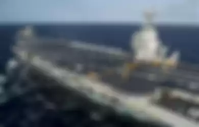 Kapal Induk China Shandong siap melawan kapal perang andalan Amerika Serikat USS Gerald R Ford