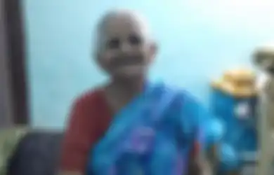 Duduk Sendirian di Stasiun Sambil Menangis Setelah Dipukuli dan Diusir Anaknya, Nenek 70 Tahun Ini Akhirnya Diadopsi Pengusaha