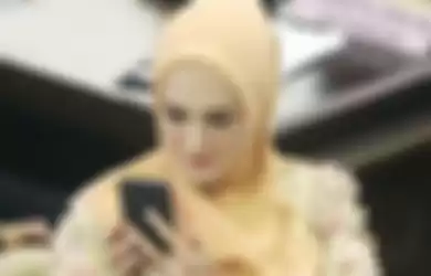 Mulan Jameela saat di kursi DPR 