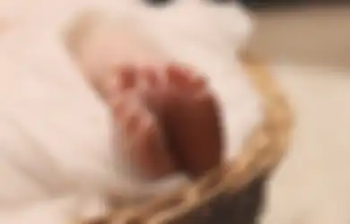 Nasib Malang Bayi Berusia 40 Hari Ini, Positif Corona dan Akhirnya Meninggal Dunia Usai Digendong Tetangga, Diduga Tertular Para Penjenguk yang Berstatus PDP