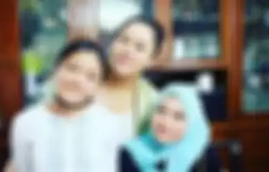 Ngotot Tak Mau Mengakui Dirinya Main Ranjang Barang Cut Tari hingga Video Panasnya Gegerkan Seantero Tanah Air, Sarah Amalia Disebut Jaksa Penuntut Katakan Itu Memang Ariel Usai Tonton Bulat-bulat Video Mantan Suaminya