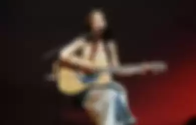 Jennie Blackpink main gitar