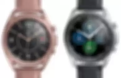 Samsung Galaxy Watch 3 Mystic Silver di bagian kanan.