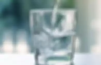 Air putih dikonsumsi berlebih berbahaya bagi kesehatan ginjal