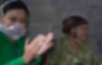 Bikin Netizen Gagal Fokus, Istri KSAD Jendral TNI Andika Gunakan Masker Tak Biasa saat Dampingi Suami Dinas, Tak Main-Main Dibanderol Belasan Juta Rupiah Ternyata Ini Kegunaannya