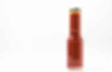 Ilustrasi saus sambal botol.