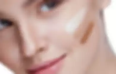 Enggak peru bingung pilih warna shade foundation yang cocok buat wahaj.