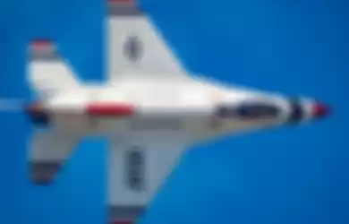 Aksi Akrobatik 2 Jet Tempur USAF Pepet Pesawat Iran, Tantangan Perang?