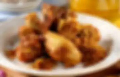 Ini Rupanya Rahasianya Pedagang Ayam Goreng Cara Masak Daging Ayam agar Empuk dan Bumbunya Meresap Sempurna, Mau Coba?