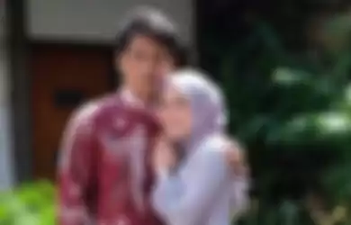 Ayah Lesty Kejora, Endang Mulyana bersama putrinya.